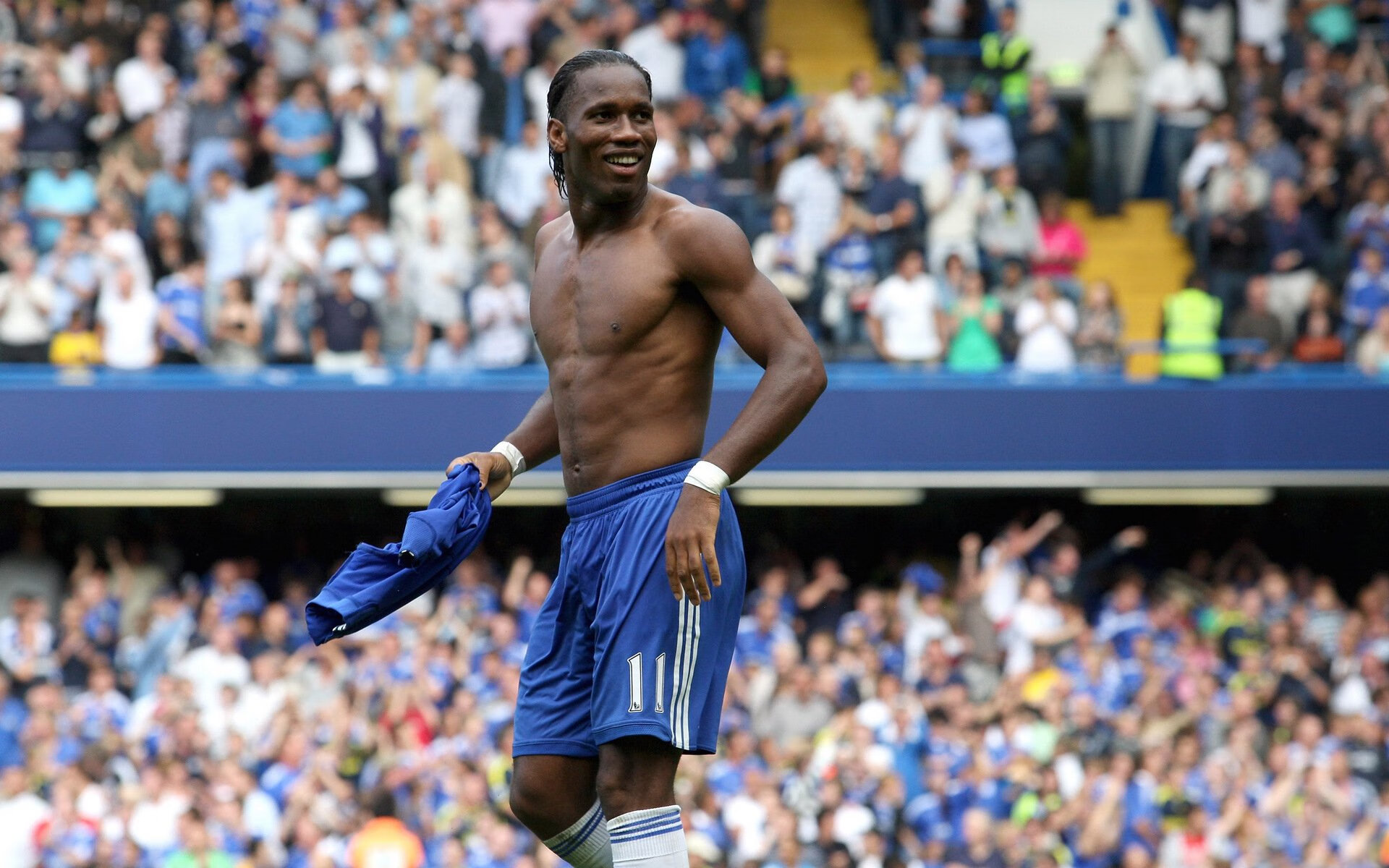 Uzi重要时刻晋级下一阶段，阿森纳带队取胜！比赛高潮迭起